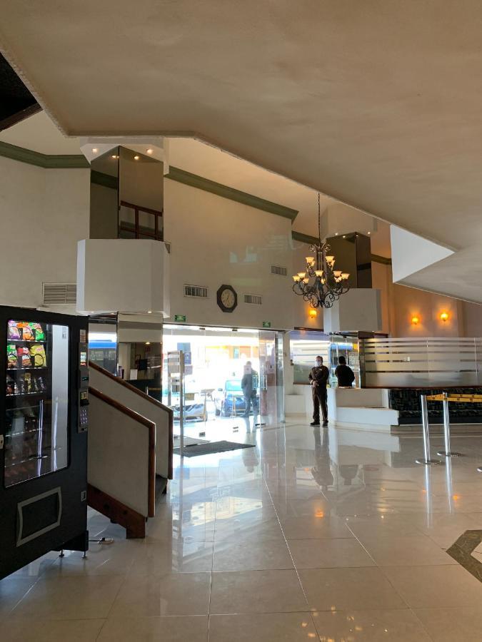 Fastos Hotel 몬테레이 외부 사진