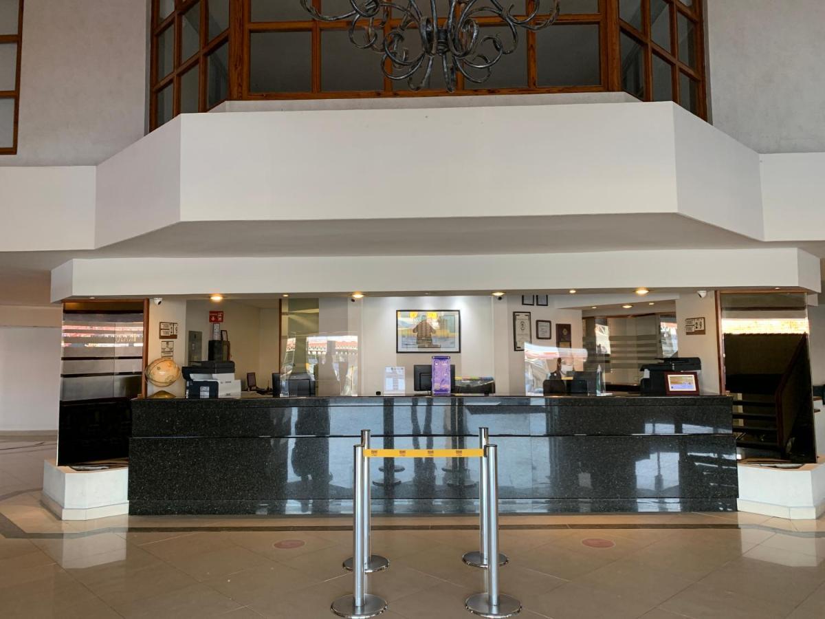 Fastos Hotel 몬테레이 외부 사진