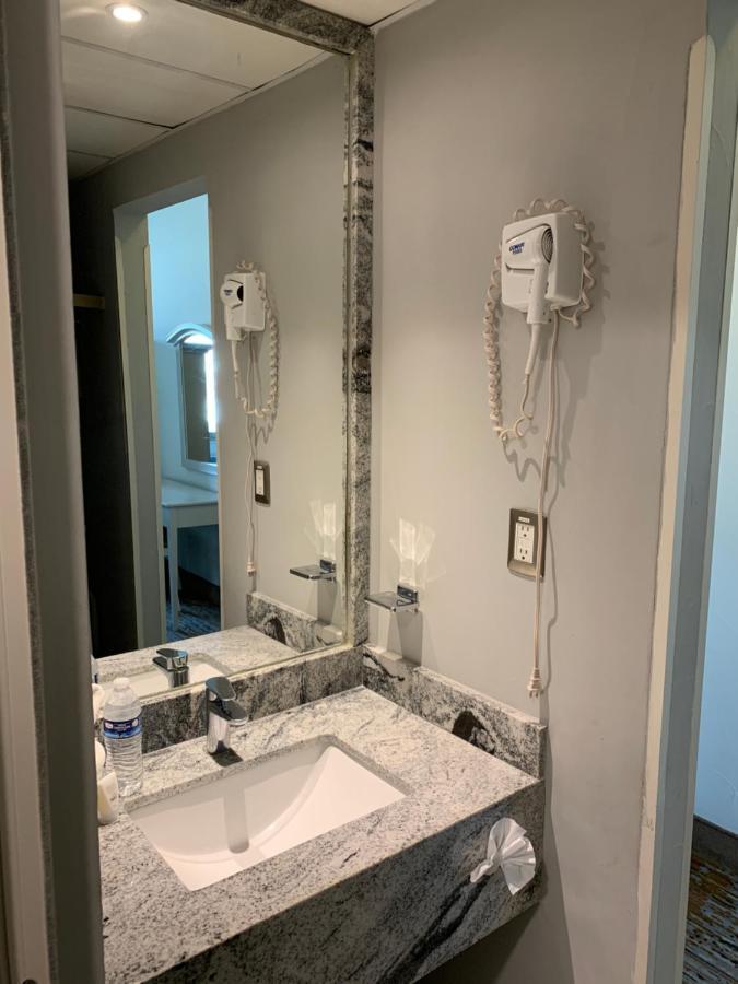 Fastos Hotel 몬테레이 외부 사진
