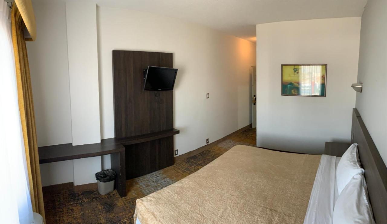Fastos Hotel 몬테레이 외부 사진