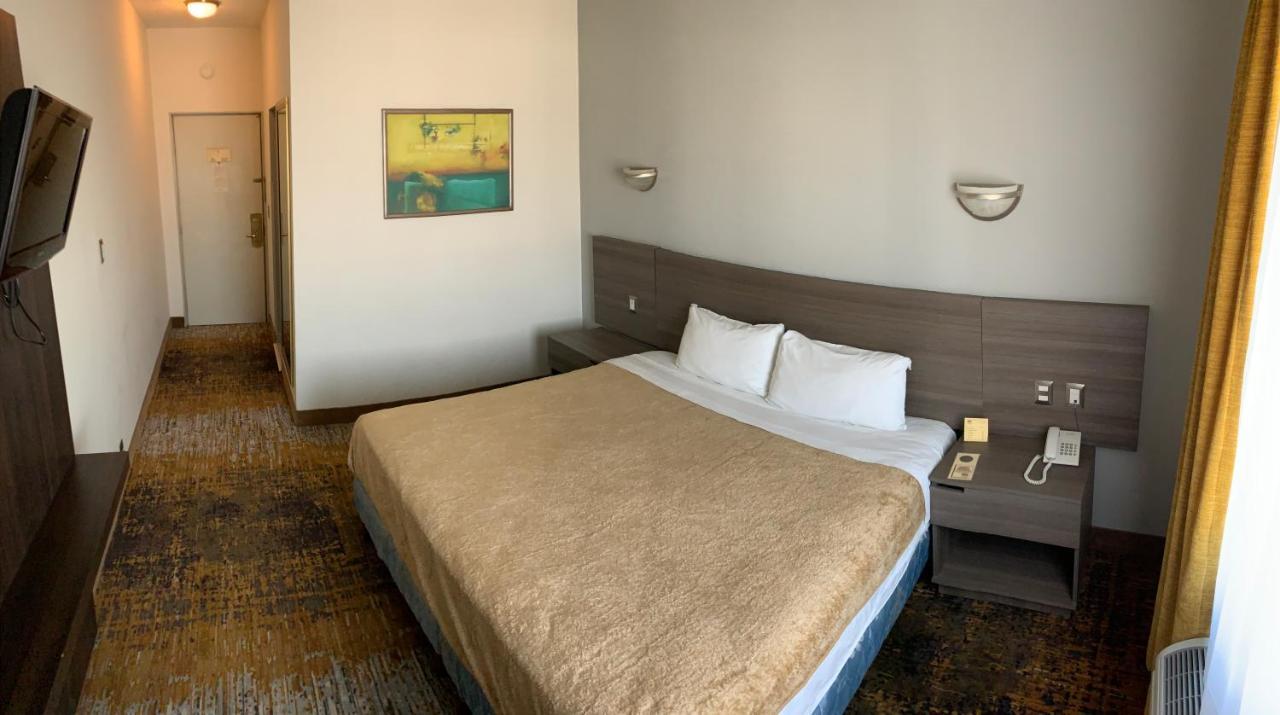 Fastos Hotel 몬테레이 외부 사진