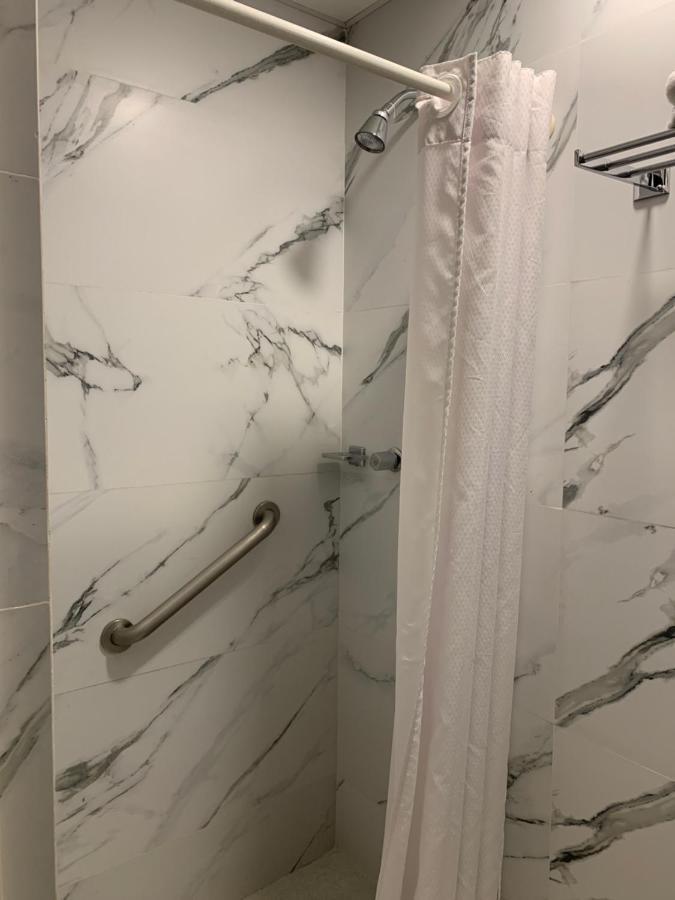 Fastos Hotel 몬테레이 외부 사진