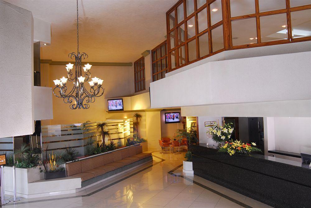 Fastos Hotel 몬테레이 외부 사진
